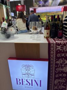 e5ebc569-d7c5-4f7c-9839-1c7447f46775